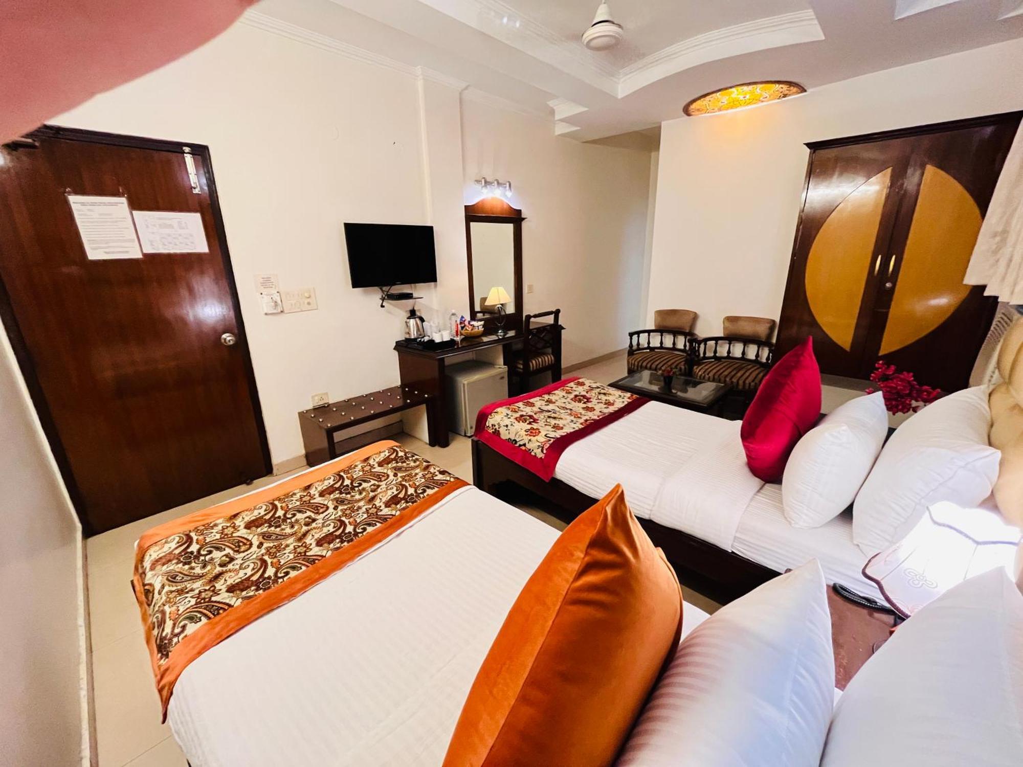 Hotel Paras - Karol Bagh Delhi Luaran gambar