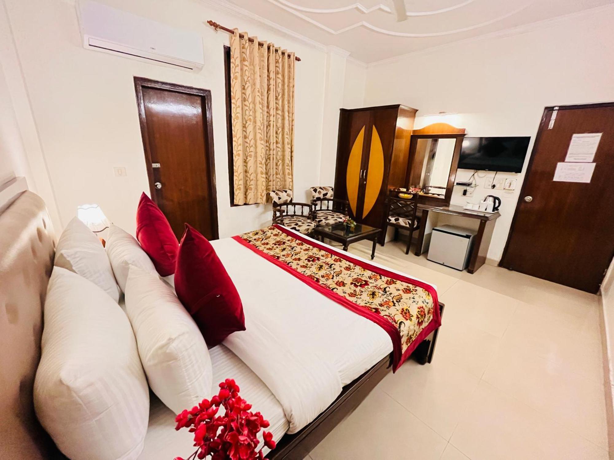 Hotel Paras - Karol Bagh Delhi Luaran gambar