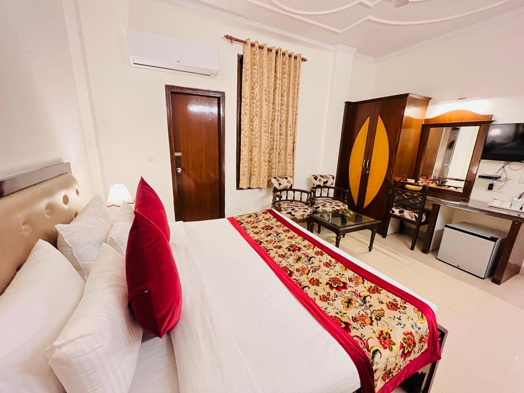Hotel Paras - Karol Bagh Delhi Luaran gambar