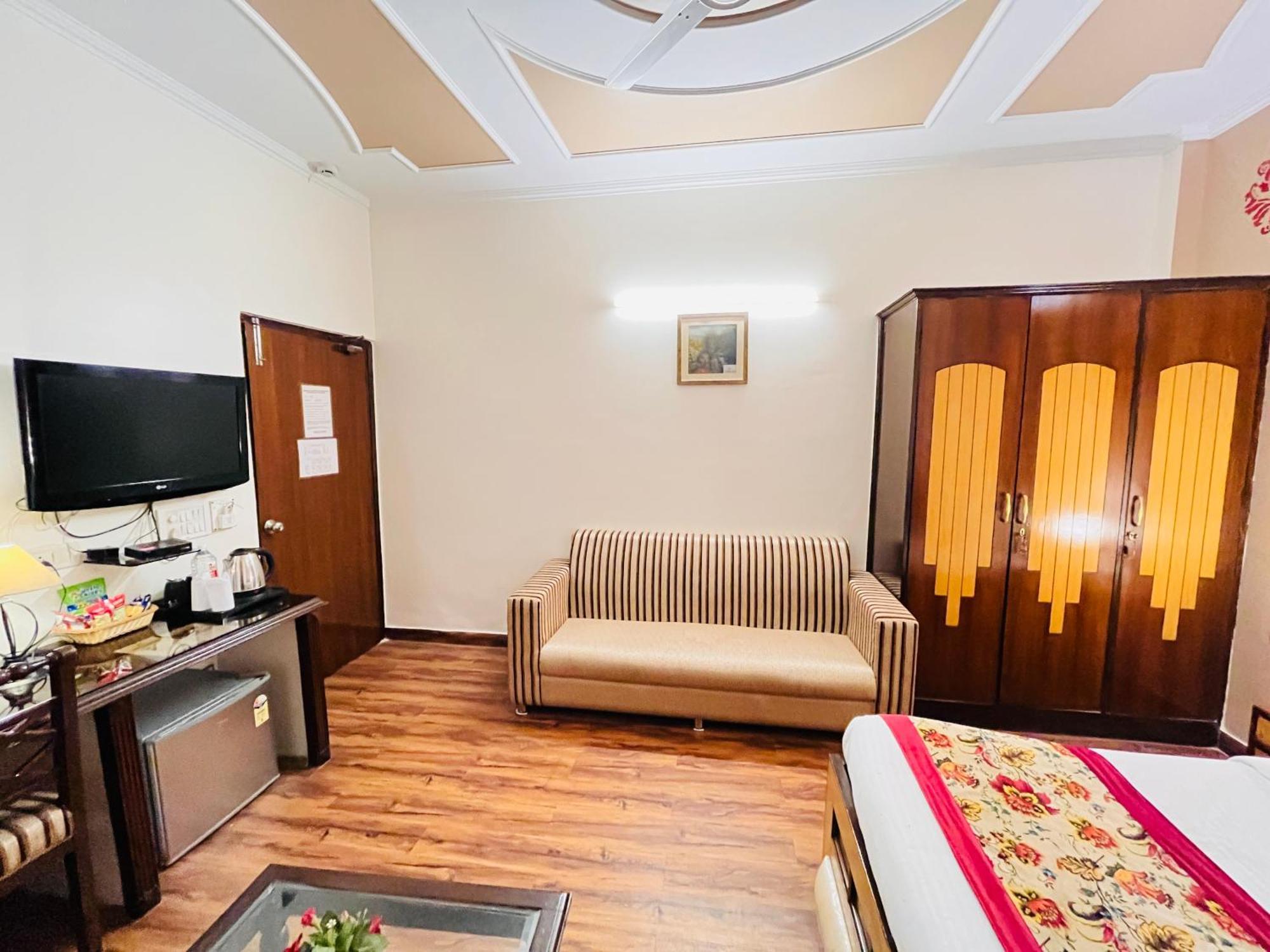 Hotel Paras - Karol Bagh Delhi Luaran gambar
