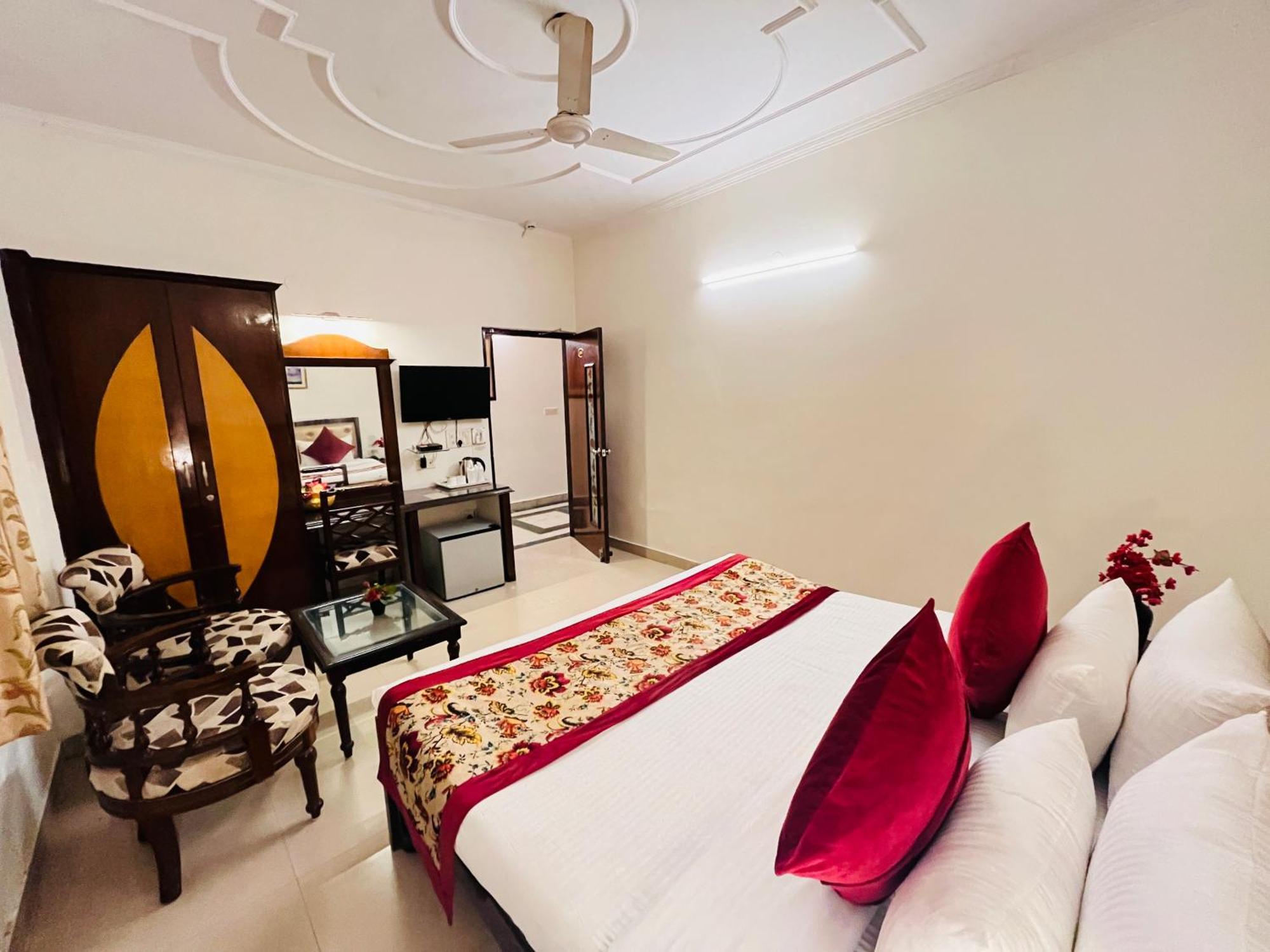 Hotel Paras - Karol Bagh Delhi Luaran gambar